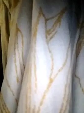 Snapshot of Bennteny67 chatting on December 18, 2025, 11:19 pm Bennteny67 online show from December 18, 2025, 11:19 pm