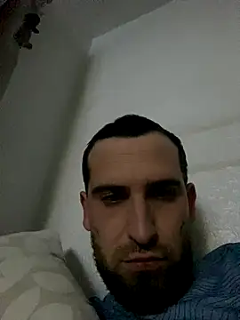 Snapshot of FiguralBeverage chatting on October 10, 2025, 1:06 am FiguralBeverage online show from October 10, 2025, 1:06 am