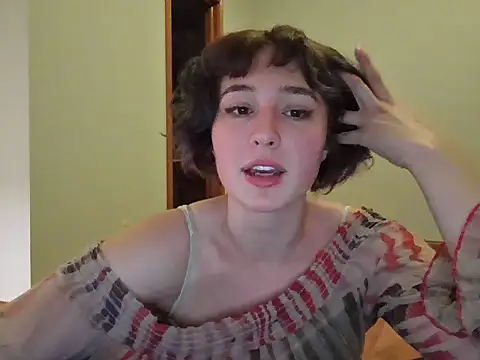 rrreyyy online show from September 14, 2025, 3:07 am