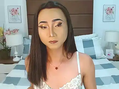 Snapshot of BlaireWilzon chatting on May 22, 2026, 10:35 am BlaireWilzon online show from May 22, 2026, 10:35 am