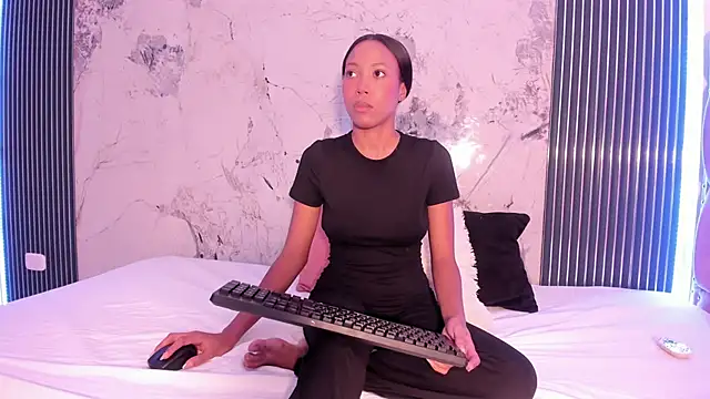 Mia Duarte1 online show from October 23, 2025, 7:23 pm