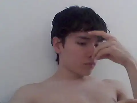 Snapshot of boxedtwink18 chatting on September 10, 2025, 8:41 pm boxedtwink18 online show from September 10, 2025, 8:41 pm