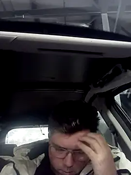 blueandwhite1 online show from January 29, 2025, 7:22 pm