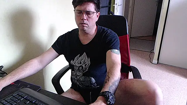 Snapshot of blueandwhite1 chatting on February 20, 2026, 3:36 pm blueandwhite1 online show from February 20, 2026, 3:36 pm