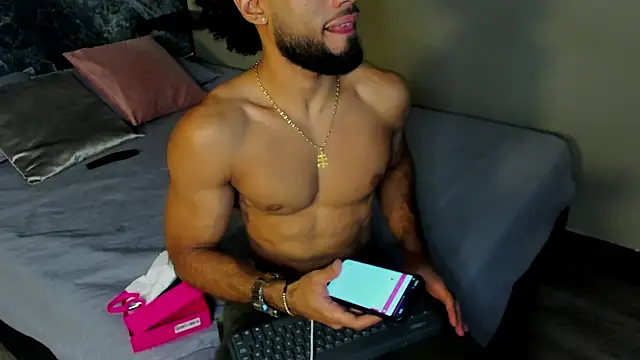 Snapshot of luca_flame chatting on October 18, 2025, 2:46 am luca flame online show from October 18, 2025, 2:46 am