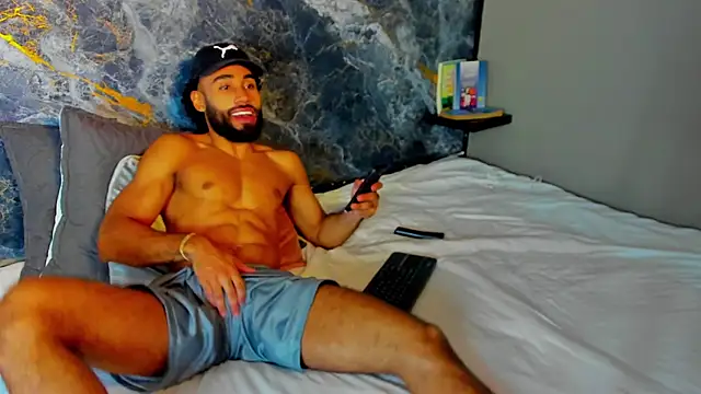 Snapshot of luca_flame chatting on September 23, 2025, 3:52 pm luca flame online show from September 23, 2025, 3:52 pm