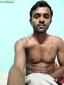 Snapshot of ShinuRoy chatting on May 9, 2026, 3:04 pm ShinuRoy online show from May 9, 2026, 3:04 pm