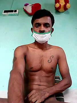 Snapshot of ShinuRoy chatting on October 14, 2025, 1:06 am ShinuRoy online show from October 14, 2025, 1:06 am