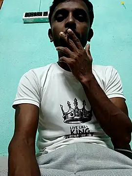 Snapshot of ShinuRoy chatting on October 5, 2025, 4:20 pm ShinuRoy online show from October 5, 2025, 4:20 pm