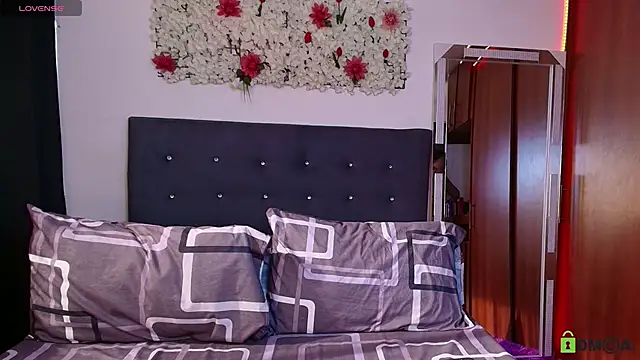 Snapshot of madisonwalkeeer chatting on November 7, 2025, 8:13 pm madisonwalkeeer online show from November 7, 2025, 8:13 pm