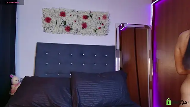 Snapshot of madisonwalkeeer chatting on October 23, 2025, 2:38 pm madisonwalkeeer online show from October 23, 2025, 2:38 pm