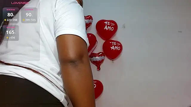 Snapshot of Kayla21_ chatting on February 12, 2026, 1:11 pm Kayla21 online show from February 12, 2026, 1:11 pm