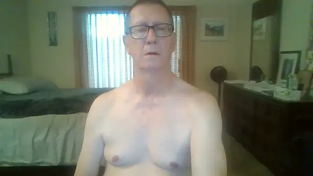 Snapshot of camminmichaellll chatting on September 29, 2025, 11:21 pm camminmichaellll online show from September 29, 2025, 11:21 pm