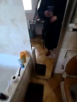 Snapshot of justeadeux chatting on February 23, 2026, 8:15 am justeadeux online show from February 23, 2026, 8:15 am