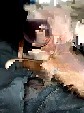 Snapshot of Mr_xxx007@xh chatting on October 31, 2025, 5:04 am Mr xxx007xh online show from October 31, 2025, 5:04 am