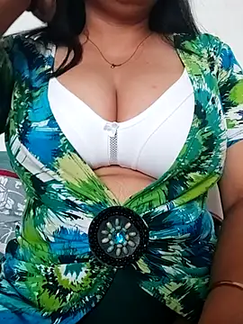 Snapshot of priya_hot_69 chatting on October 30, 2025, 6:34 am priya hot 69 online show from October 30, 2025, 6:34 am