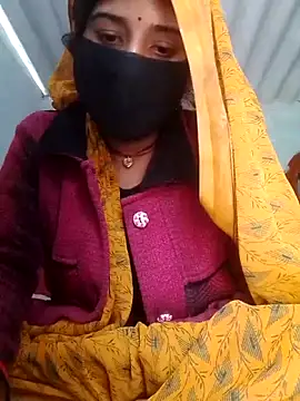 Snapshot of Maya5656 chatting on November 28, 2025, 4:01 am Maya5656 online show from November 28, 2025, 4:01 am