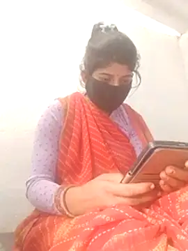 Snapshot of Maya5656 chatting on December 3, 2025, 3:51 am Maya5656 online show from December 3, 2025, 3:51 am