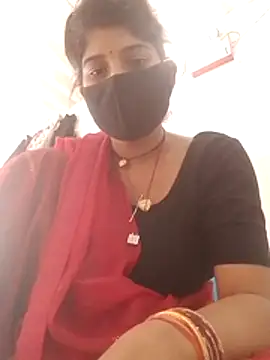 Snapshot of Maya5656 chatting on December 2, 2025, 4:47 am Maya5656 online show from December 2, 2025, 4:47 am