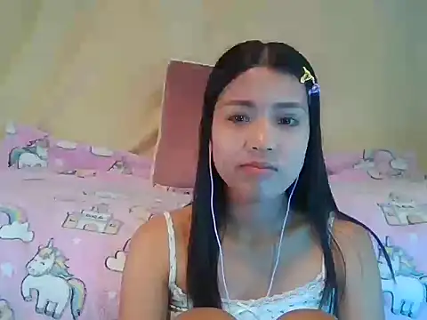 AnnewithanE online show from October 10, 2025, 3:29 am