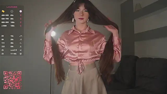 Snapshot of DreamyDaisy chatting on November 4, 2025, 8:34 pm DreamyDaisy online show from November 4, 2025, 8:34 pm