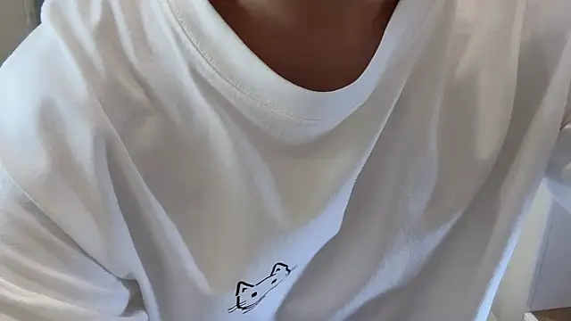 STxuguanhan online show from September 23, 2025, 7:59 am