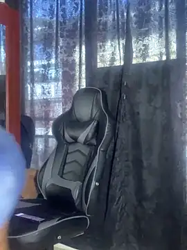 Snapshot of Yera_brown69 chatting on September 27, 2025, 8:15 pm Yera brown69 online show from September 27, 2025, 8:15 pm