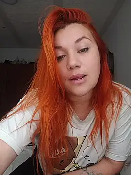 Snapshot of Bathory_Mia666 chatting on June 3, 2026, 2:07 pm Bathory Mia666 online show from June 3, 2026, 2:07 pm