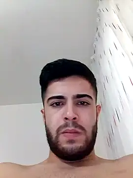 Ozi1910 online show from September 14, 2025, 3:51 am