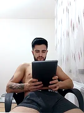 Ozi1910 online show from September 14, 2025, 6:30 pm