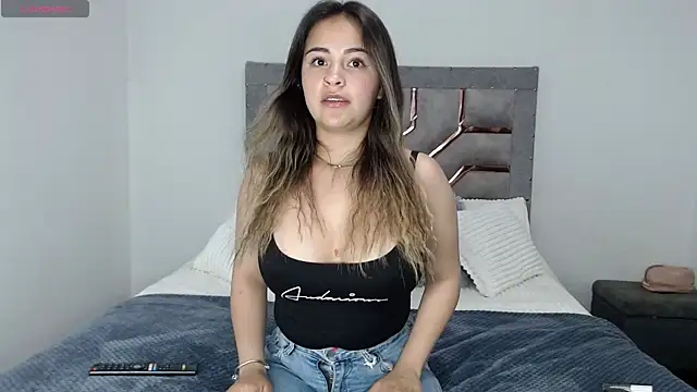 Snapshot of 20_Scarlett_Rose_ chatting on October 24, 2025, 9:36 pm 20 Scarlett Rose  online show from October 24, 2025, 9:36 pm