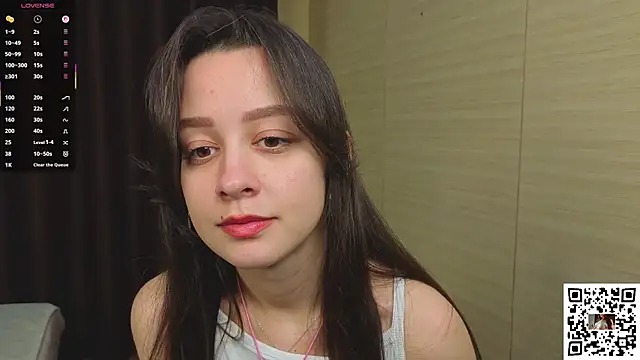 VineciaDestors online show from October 4, 2025, 5:58 pm