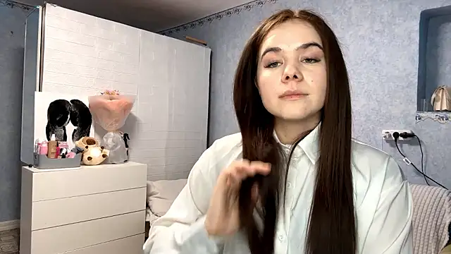 Snapshot of Lia_rise chatting on February 27, 2026, 4:18 pm Lia rise online show from February 27, 2026, 4:18 pm