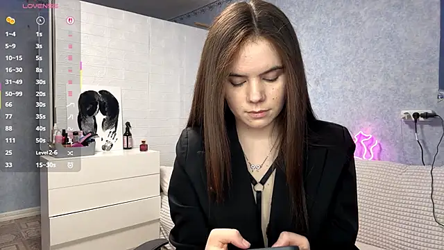 Snapshot of Lia_rise chatting on February 18, 2026, 5:09 pm Lia rise online show from February 18, 2026, 5:09 pm