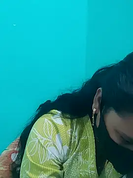 DivyaBhabhi69xh online show from March 28, 2026, 11:55 am