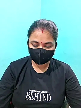 Snapshot of DivyaBhabhi69@xh chatting on July 8, 2026, 5:46 pm DivyaBhabhi69xh online show from July 8, 2026, 5:46 pm