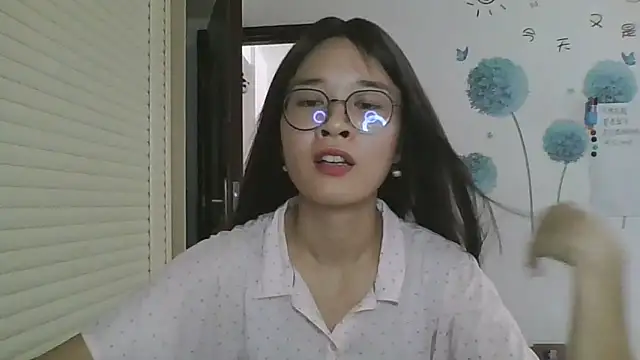 Snapshot of Monice1314 chatting on October 14, 2025, 3:40 am Monice1314 online show from October 14, 2025, 3:40 am