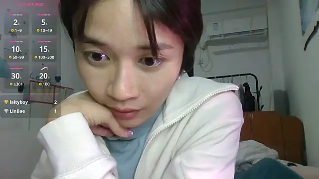 Snapshot of Monice1314 chatting on October 23, 2025, 12:37 pm Monice1314 online show from October 23, 2025, 12:37 pm