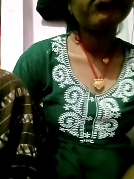 Snapshot of Hot_tin74 chatting on November 9, 2025, 5:50 pm Hot tin74 online show from November 9, 2025, 5:50 pm