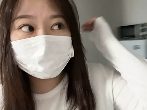 Snapshot of shimera-nohime25 chatting on October 15, 2025, 11:07 am shimera-nohime25 online show from October 15, 2025, 11:07 am