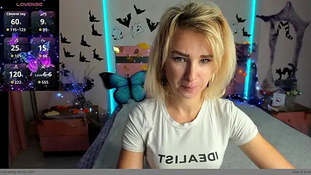 Snapshot of MeryMidnight chatting on October 20, 2025, 5:31 am MeryMidnight online show from October 20, 2025, 5:31 am