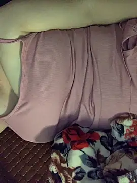 Star-sweet online show from November 9, 2025, 6:12 pm