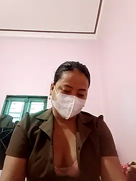 Snapshot of Linda885 chatting on December 17, 2025, 3:11 am Linda885 online show from December 17, 2025, 3:11 am