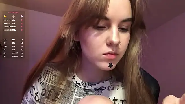 Snapshot of SiIver_Dawn chatting on September 25, 2025, 12:44 pm SiIver Dawn online show from September 25, 2025, 12:44 pm