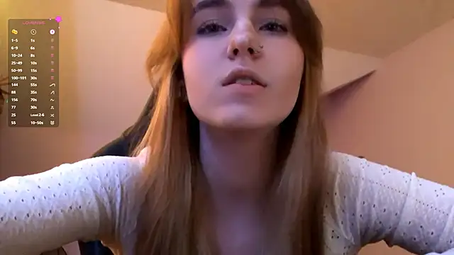 Snapshot of SiIver_Dawn chatting on October 10, 2025, 1:23 pm SiIver Dawn online show from October 10, 2025, 1:23 pm