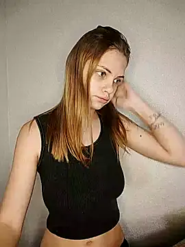 rinabluu online show from September 14, 2025, 7:14 pm