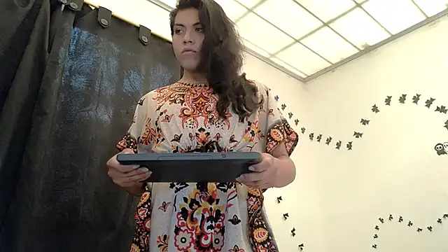 Ariana rodriguez 0 online show from November 29, 2025, 1:33 pm