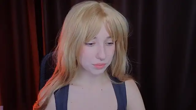 YukiMisa online show from November 11, 2025, 5:08 pm