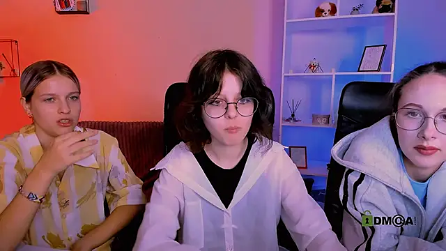 Snapshot of samanta_hotty chatting on December 2, 2025, 8:32 pm samanta hotty online show from December 2, 2025, 8:32 pm