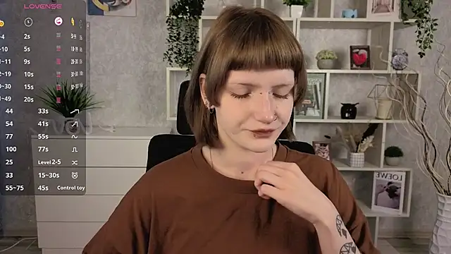 EchoBloom online show from October 25, 2025, 10:14 am